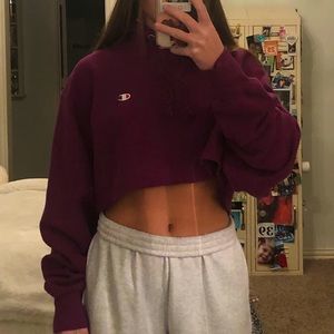 Super soft and cute cropped sweatshirt